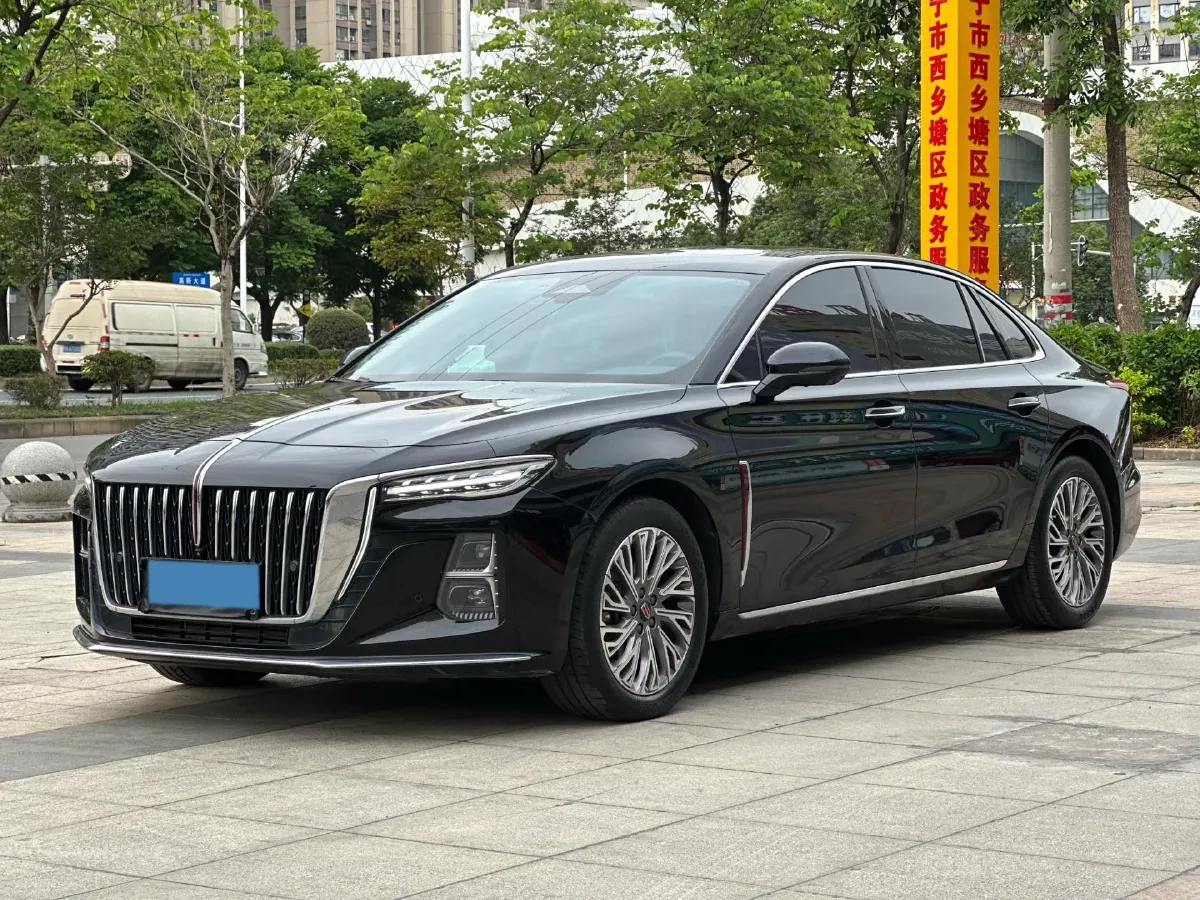 2024 HongQi H5 2.0T 224HP L4 8AT,autocango,china used car exporter,china ev exporter,chinese used car exporter,chinese used ev exporter