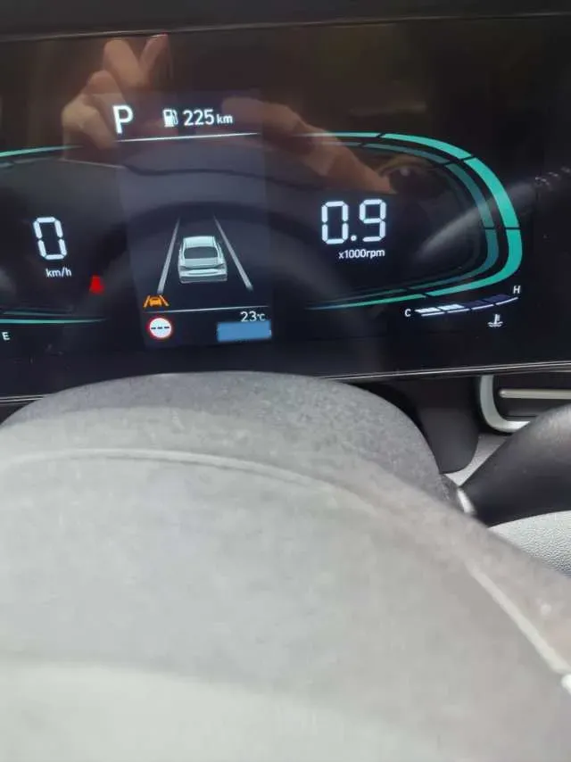 2023 Hyundai Elantra 1.5L 115HP L4 CVT,autocango,china used car exporter,china ev exporter,chinese used car exporter,chinese used ev exporter