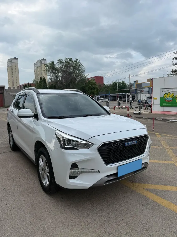 2018 Haval M6 1.5T 150HP L4 7DCT,autocango,china used car exporter,china ev exporter,chinese used car exporter,chinese used ev exporter