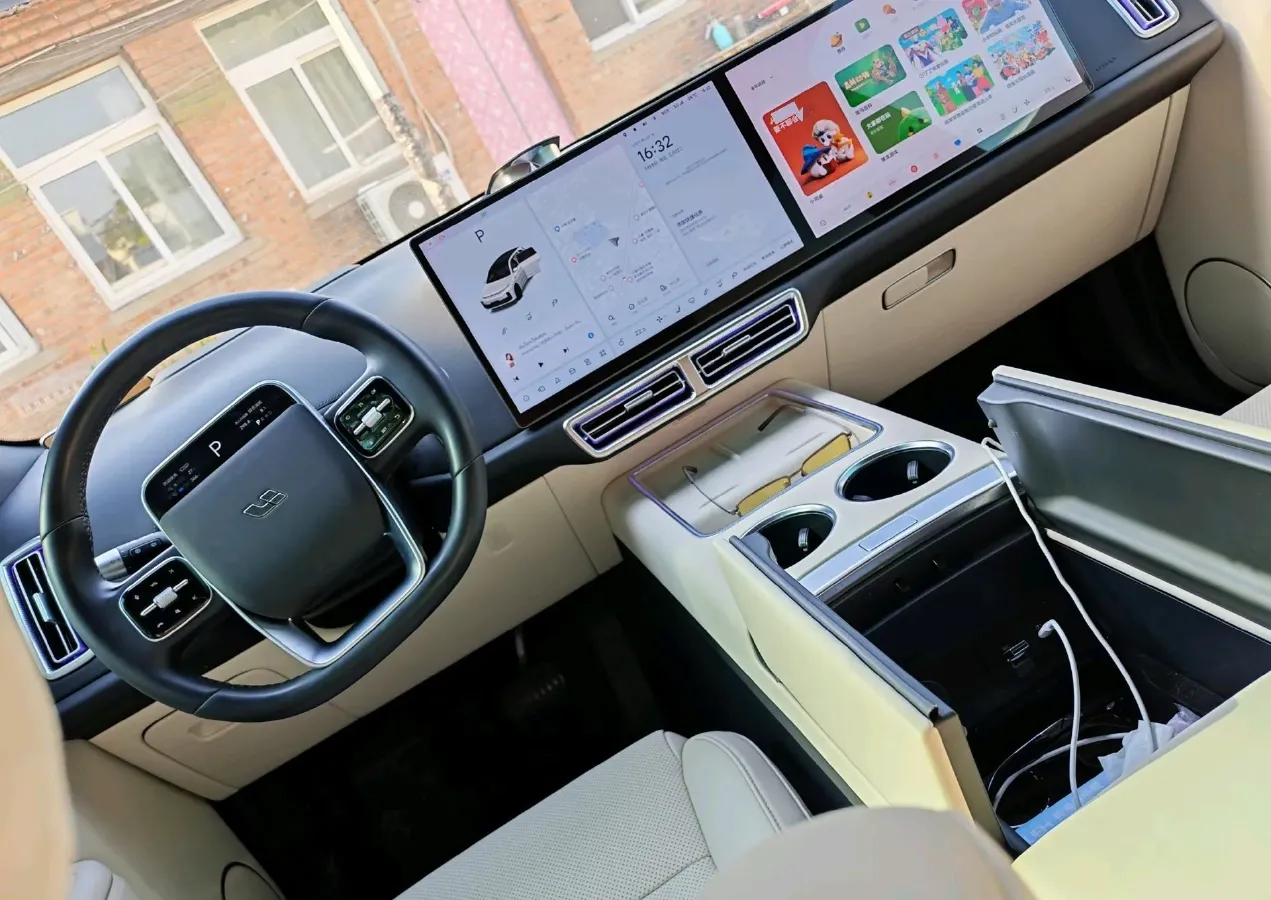 2023 Li L7 Range Extended 154HP REEV 40.9KWH,autocango,china used car exporter,china ev exporter,chinese used car exporter,chinese used ev exporter