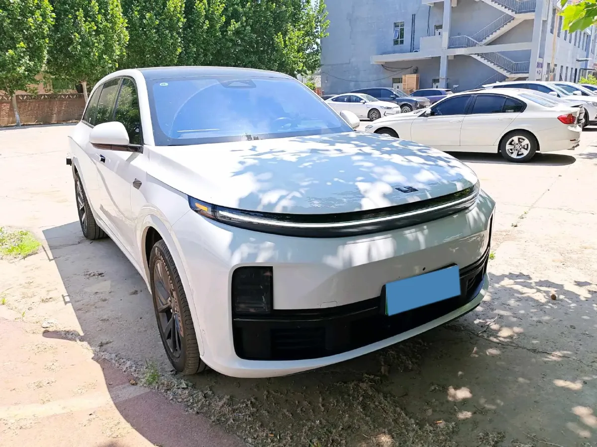 2023 Li L7 Range Extended 154HP REEV 40.9KWH,autocango,china used car exporter,china ev exporter,chinese used car exporter,chinese used ev exporter