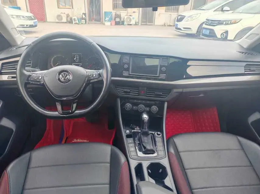 2019 Ford Focus 1.5T 184HP L3 8AT,autocango,china used car exporter,china ev exporter,chinese used car exporter,chinese used ev exporter
