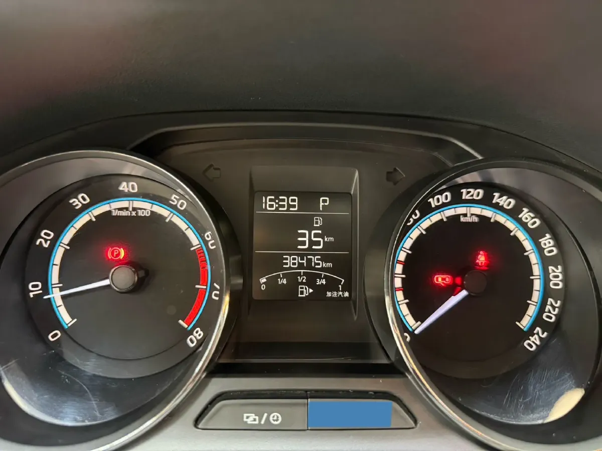 2022 Skoda Kamiq 1.5L 112HP L4 6AT,autocango,china used car exporter,china ev exporter,chinese used car exporter,chinese used ev exporter
