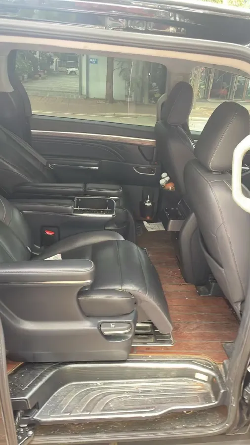 2021 GAC Trumpchi M8 2.0T 252HP L4 8AT,autocango,china used car exporter,china ev exporter,chinese used car exporter,chinese used ev exporter