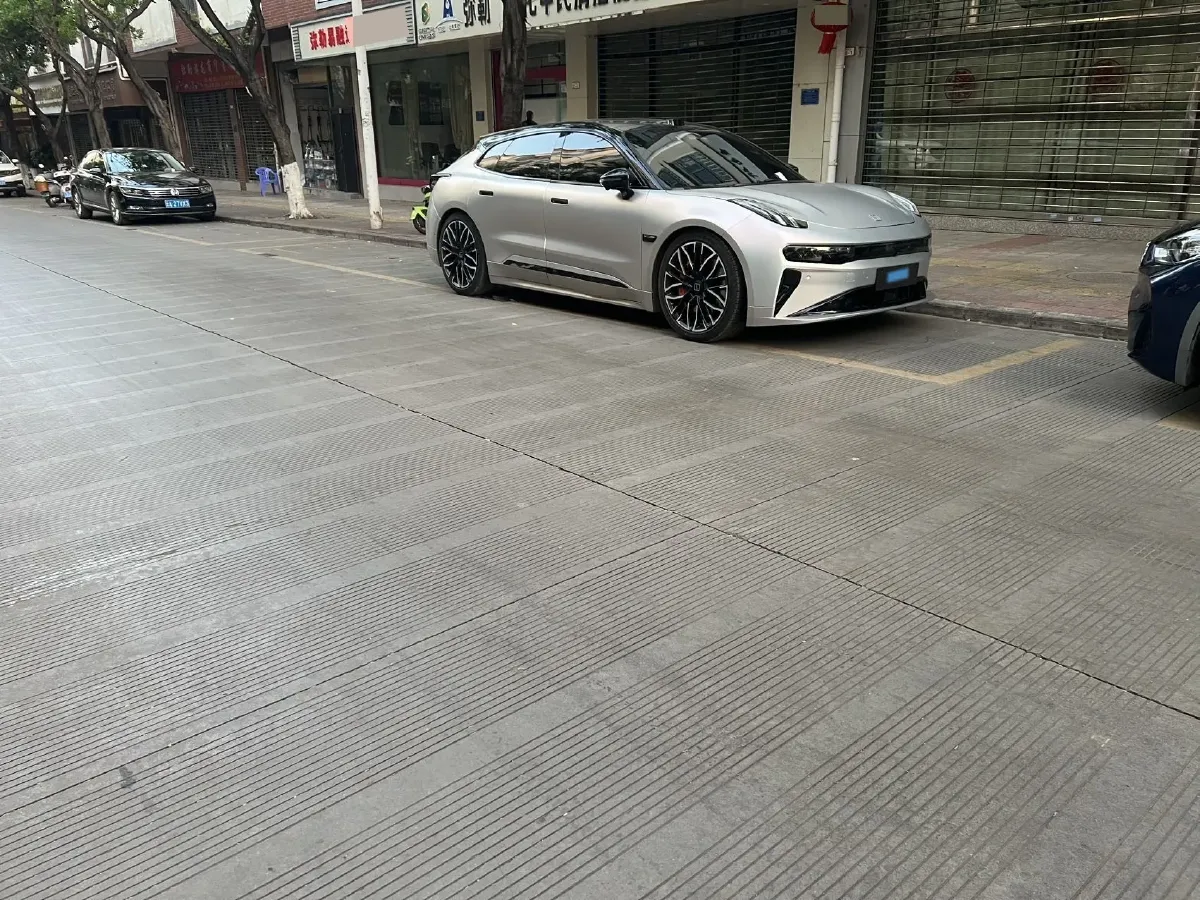 2024 Zeekr 001 BEV 100KWH,autocango,china used car exporter,china ev exporter,chinese used car exporter,chinese used ev exporter