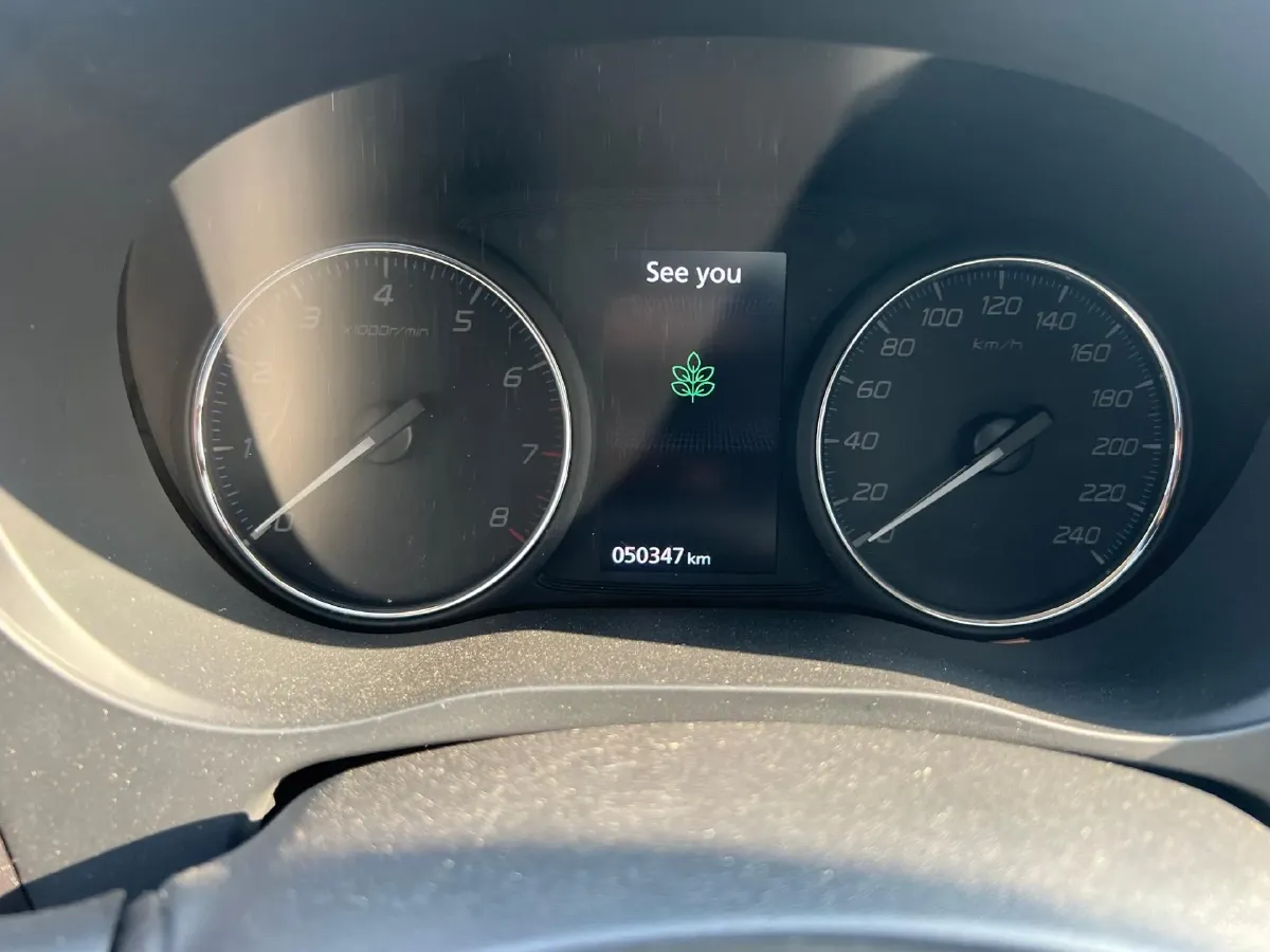 2020 Mitsubishi Outlander 2.0L 166HP L4 CVT,autocango,china used car exporter,china ev exporter,chinese used car exporter,chinese used ev exporter