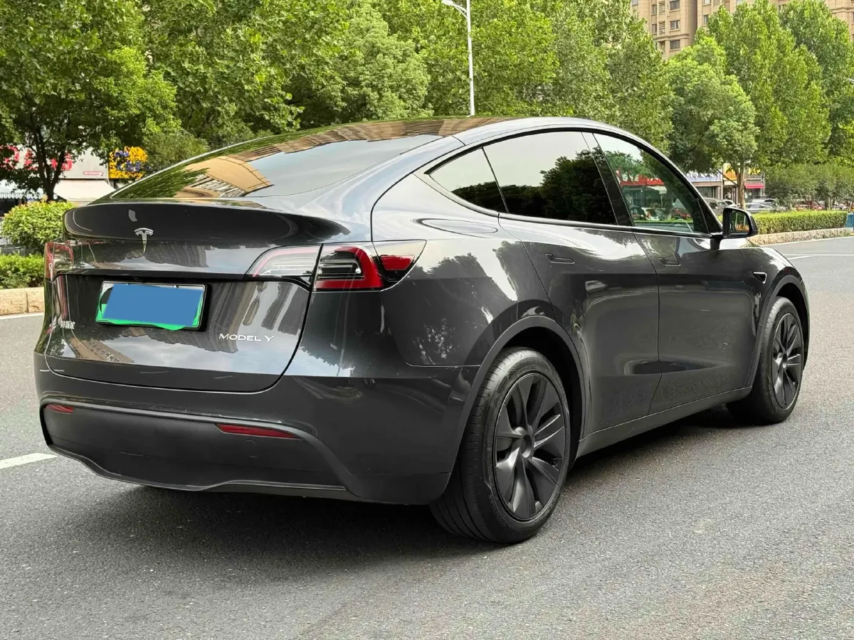 2022 Tesla Model Y BEV 60KWH,autocango,china used car exporter,china ev exporter,chinese used car exporter,chinese used ev exporter