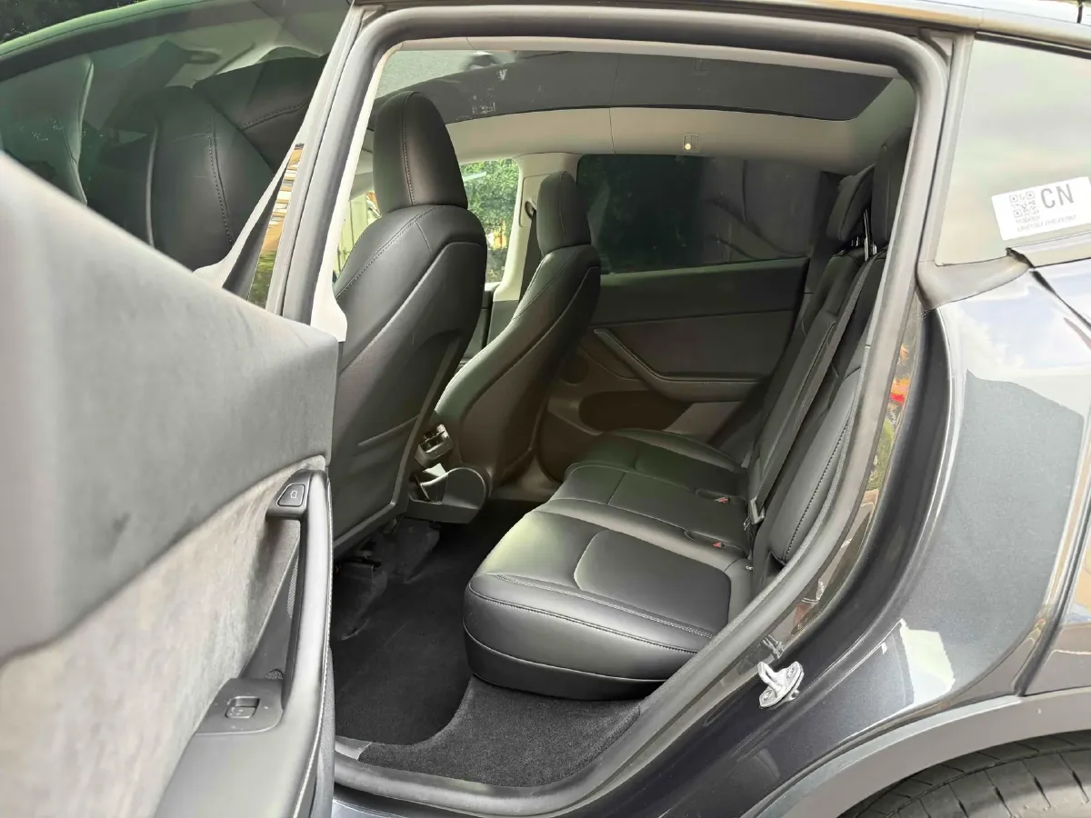 2022 Tesla Model Y BEV 60KWH,autocango,china used car exporter,china ev exporter,chinese used car exporter,chinese used ev exporter