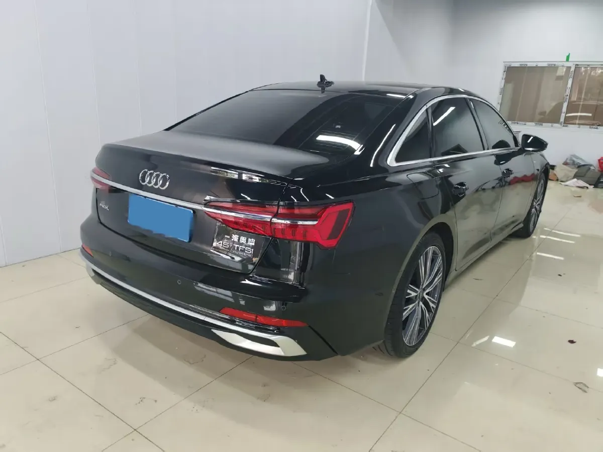 2024 Audi A6L 2.0T 245HP L4 7DCT,autocango,china used car exporter,china ev exporter,chinese used car exporter,chinese used ev exporter