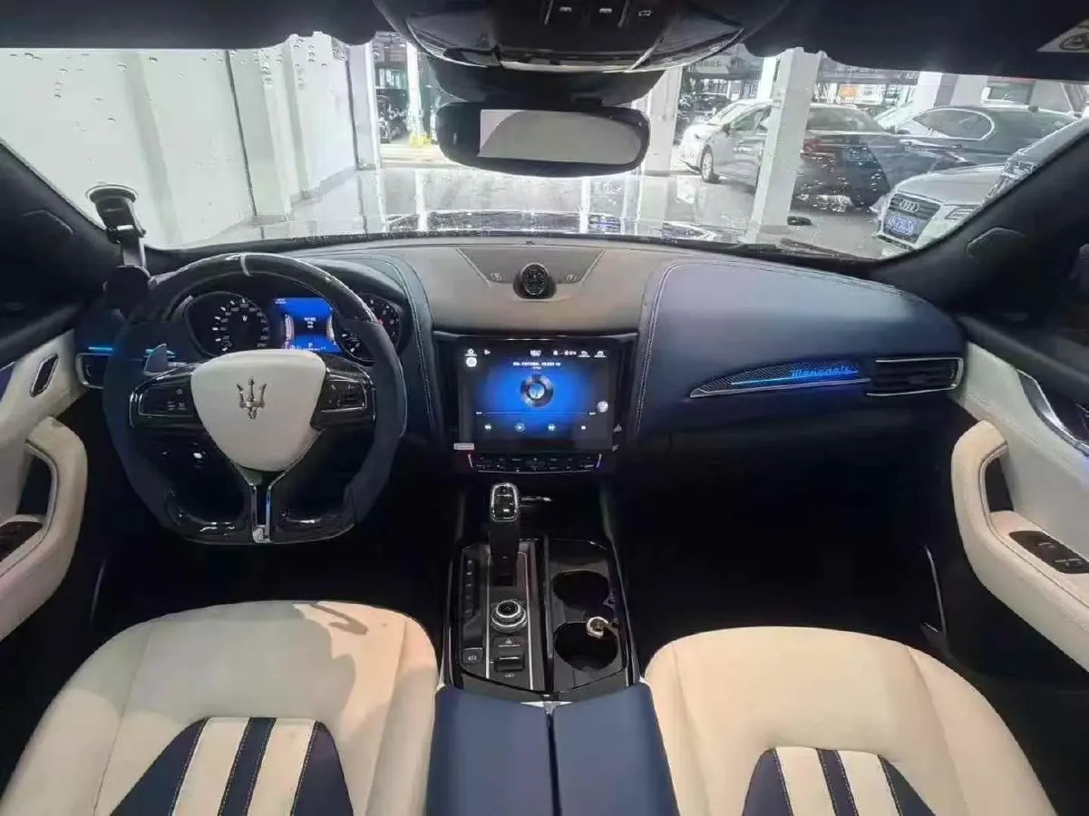 2018 Maserati Levante 3.0T 350HP V6 8AT,autocango,china used car exporter,china ev exporter,chinese used car exporter,chinese used ev exporter