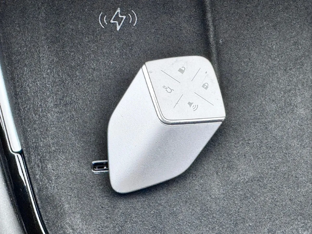2024 Deepal SL03 1.5L 95HP L4 REEV 28.39KWH,autocango,china used car exporter,china ev exporter,chinese used car exporter,chinese used ev exporter