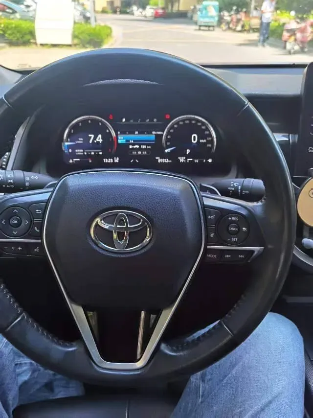 2021 Toyota Camry 2.5L 209HP L4 8AT,autocango,china used car exporter,china ev exporter,chinese used car exporter,chinese used ev exporter
