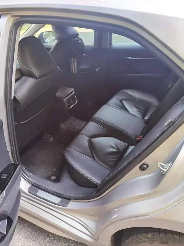 2021 Toyota Camry 2.5L 209HP L4 8AT,autocango,china used car exporter,china ev exporter,chinese used car exporter,chinese used ev exporter