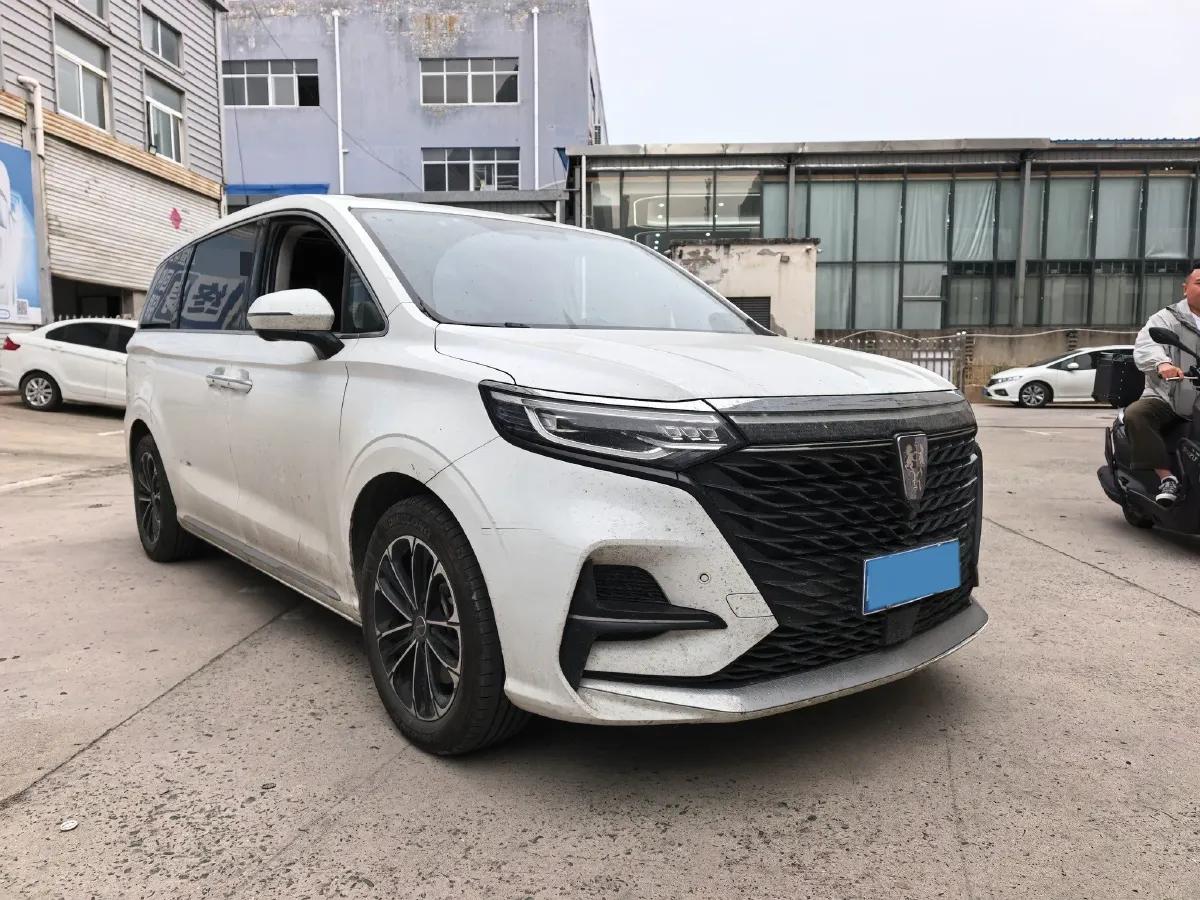 2022 Roewe iMAX8 2.0T 234HP L4 8AT,autocango,china used car exporter,china ev exporter,chinese used car exporter,chinese used ev exporter