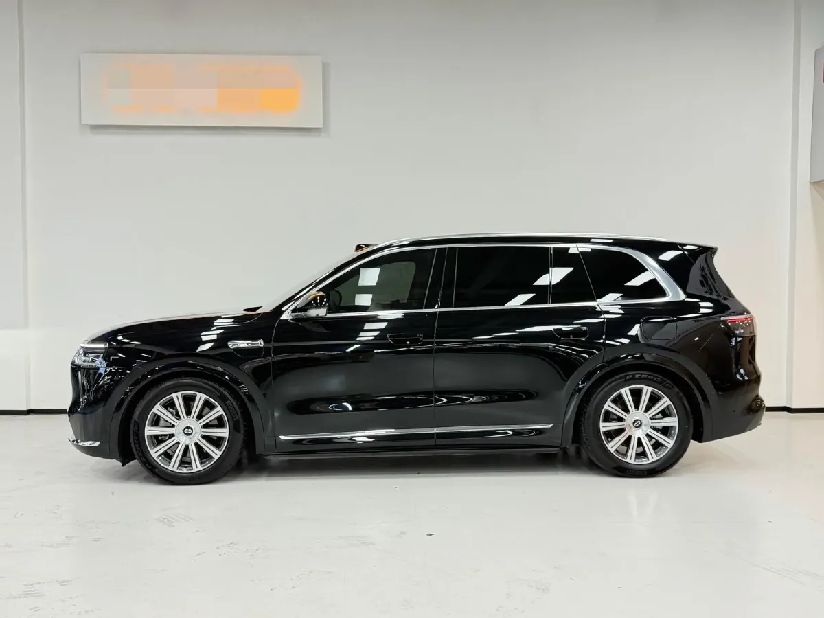 2025 AITO AITO M8 REEV 160HP REEV 53.4KWH,autocango,china used car exporter,china ev exporter,chinese used car exporter,chinese used ev exporter