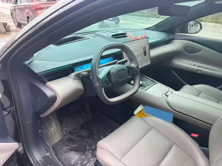 2025 HongQi HS7 2.0T 252HP L4 8AT,autocango,china used car exporter,china ev exporter,chinese used car exporter,chinese used ev exporter