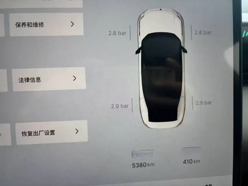 2025 HongQi HS7 2.0T 252HP L4 8AT,autocango,china used car exporter,china ev exporter,chinese used car exporter,chinese used ev exporter