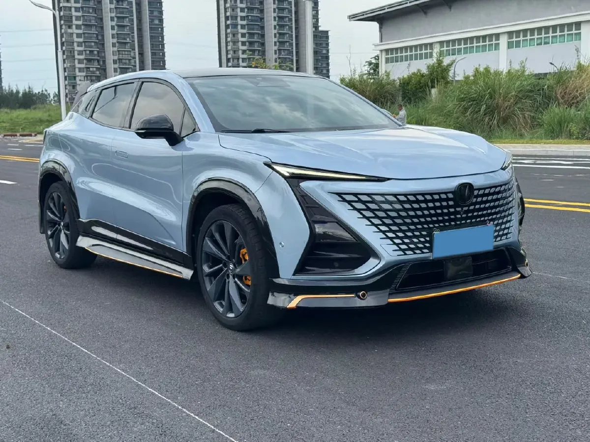 2022 ChangAn UNI-T 1.5T 188HP L4 7DCT,autocango,china used car exporter,china ev exporter,chinese used car exporter,chinese used ev exporter