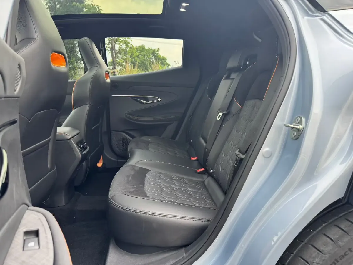 2022 ChangAn UNI-T 1.5T 188HP L4 7DCT,autocango,china used car exporter,china ev exporter,chinese used car exporter,chinese used ev exporter