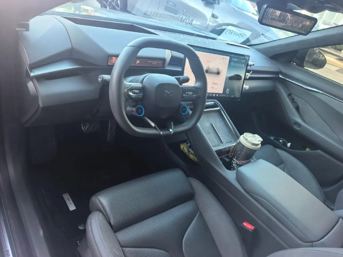 2025 Xpeng P7 BEV,autocango,china used car exporter,china ev exporter,chinese used car exporter,chinese used ev exporter