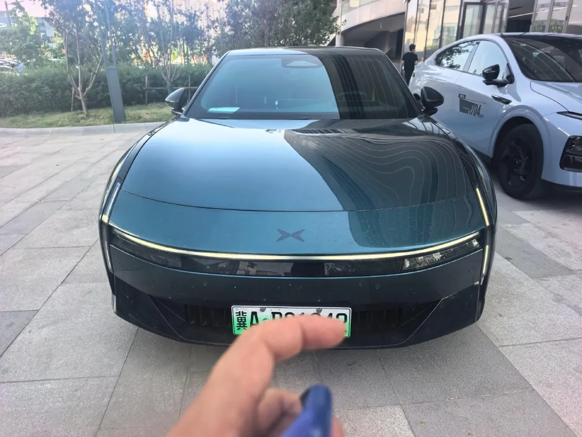 2025 Xpeng P7 BEV,autocango,china used car exporter,china ev exporter,chinese used car exporter,chinese used ev exporter