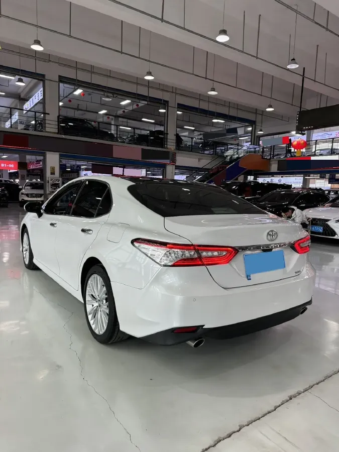 2019 Toyota Camry 2.5L 209HP L4 8AT,autocango,china used car exporter,china ev exporter,chinese used car exporter,chinese used ev exporter