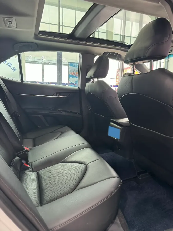 2019 Toyota Camry 2.5L 209HP L4 8AT,autocango,china used car exporter,china ev exporter,chinese used car exporter,chinese used ev exporter