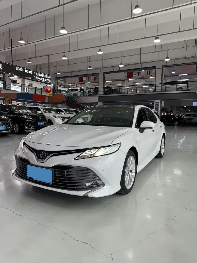 2019 Toyota Camry 2.5L 209HP L4 8AT,autocango,china used car exporter,china ev exporter,chinese used car exporter,chinese used ev exporter