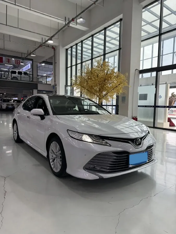 2019 Toyota Camry 2.5L 209HP L4 8AT,autocango,china used car exporter,china ev exporter,chinese used car exporter,chinese used ev exporter