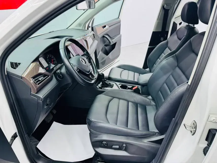 2021 Volkswagen Tharu 1.4T 150HP L4 7DCT,autocango,china used car exporter,china ev exporter,chinese used car exporter,chinese used ev exporter