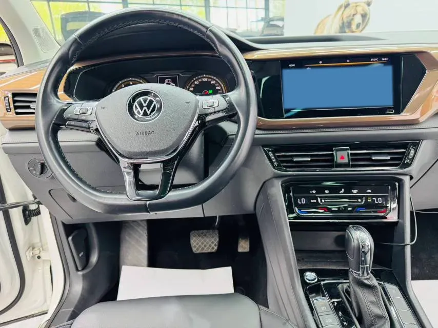 2021 Volkswagen Tharu 1.4T 150HP L4 7DCT,autocango,china used car exporter,china ev exporter,chinese used car exporter,chinese used ev exporter