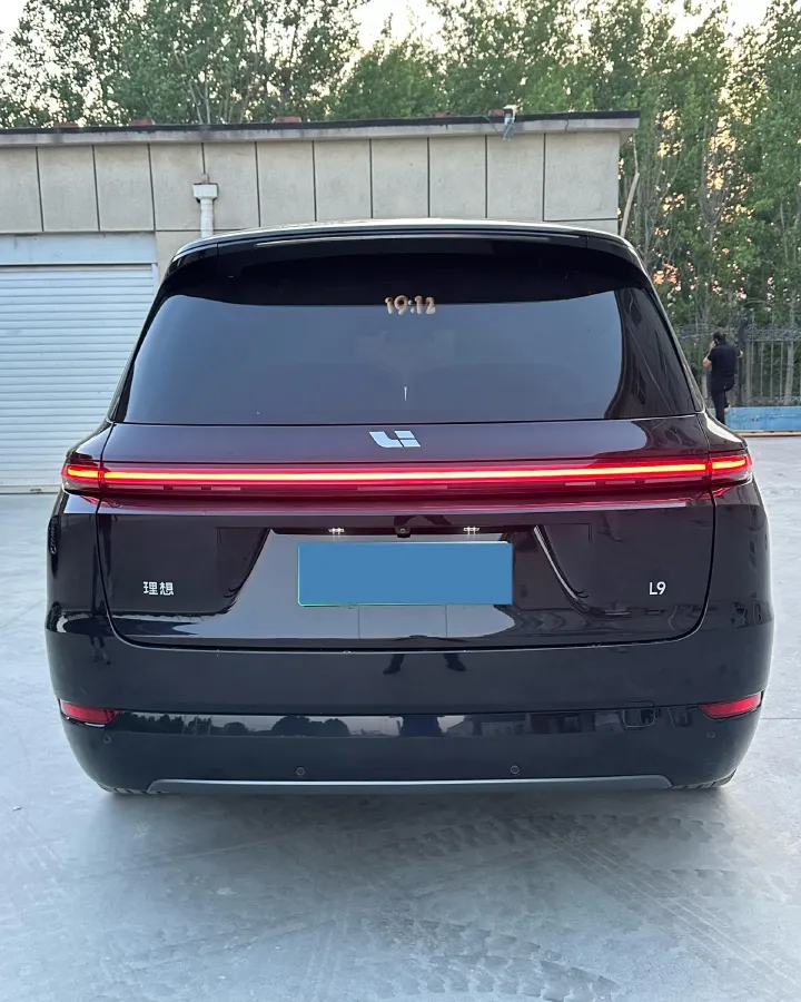 2022 Li L9 Range Extended 154HP REEV 42.6KWH,autocango,china used car exporter,china ev exporter,chinese used car exporter,chinese used ev exporter
