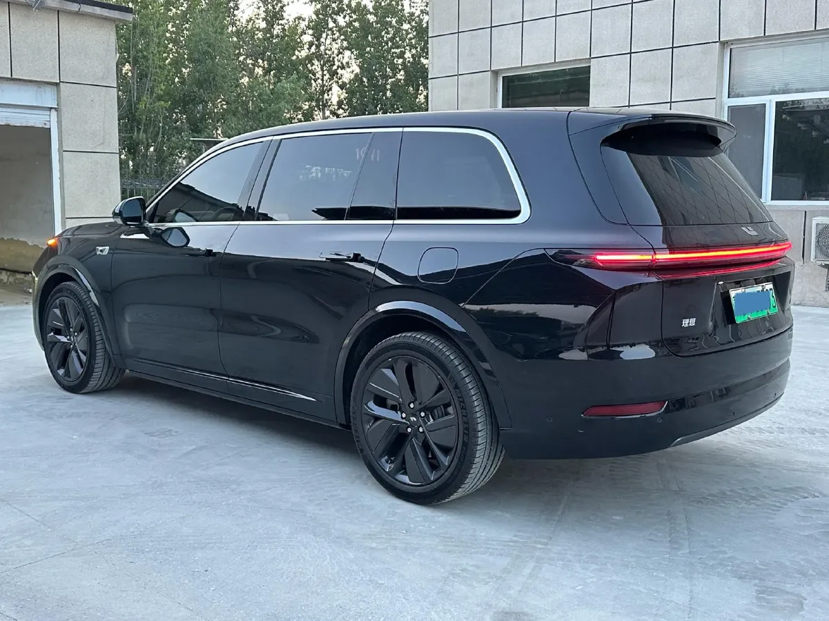 2022 Li L9 Range Extended 154HP REEV 42.6KWH,autocango,china used car exporter,china ev exporter,chinese used car exporter,chinese used ev exporter