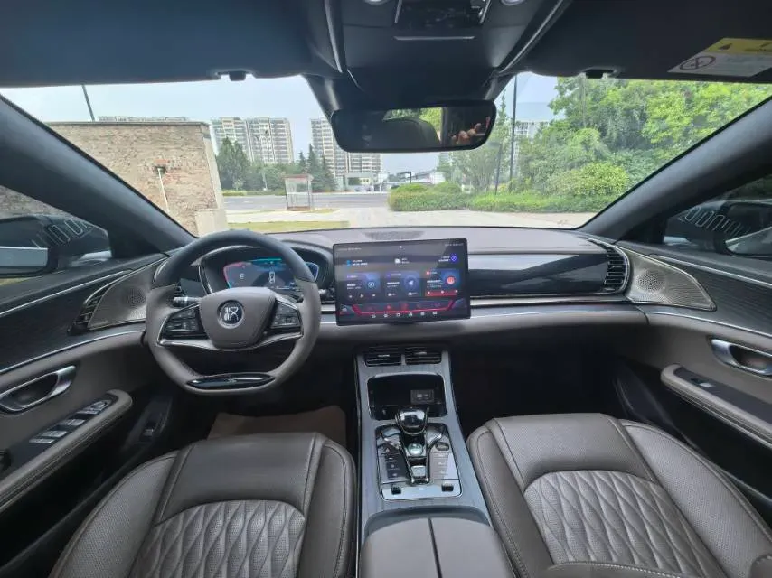 2022 Volkswagen Tiguan L 2.0T 186HP L4 7DCT,autocango,china used car exporter,china ev exporter,chinese used car exporter,chinese used ev exporter