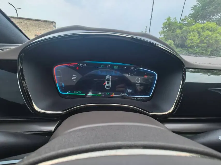 2022 Volkswagen Tiguan L 2.0T 186HP L4 7DCT,autocango,china used car exporter,china ev exporter,chinese used car exporter,chinese used ev exporter