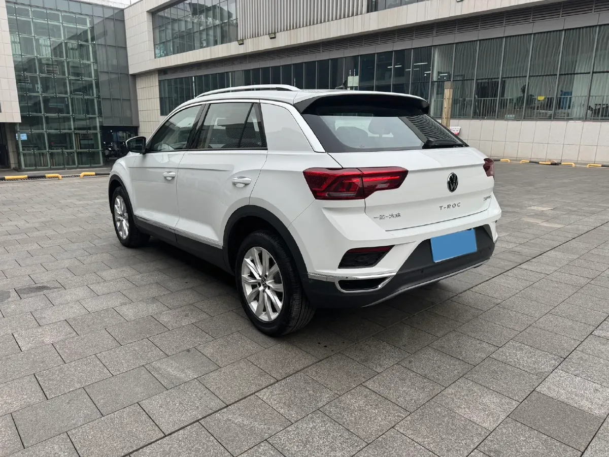 2022 Volkswagen T-Roc 1.4T 150HP L4 7DCT,autocango,china used car exporter,china ev exporter,chinese used car exporter,chinese used ev exporter