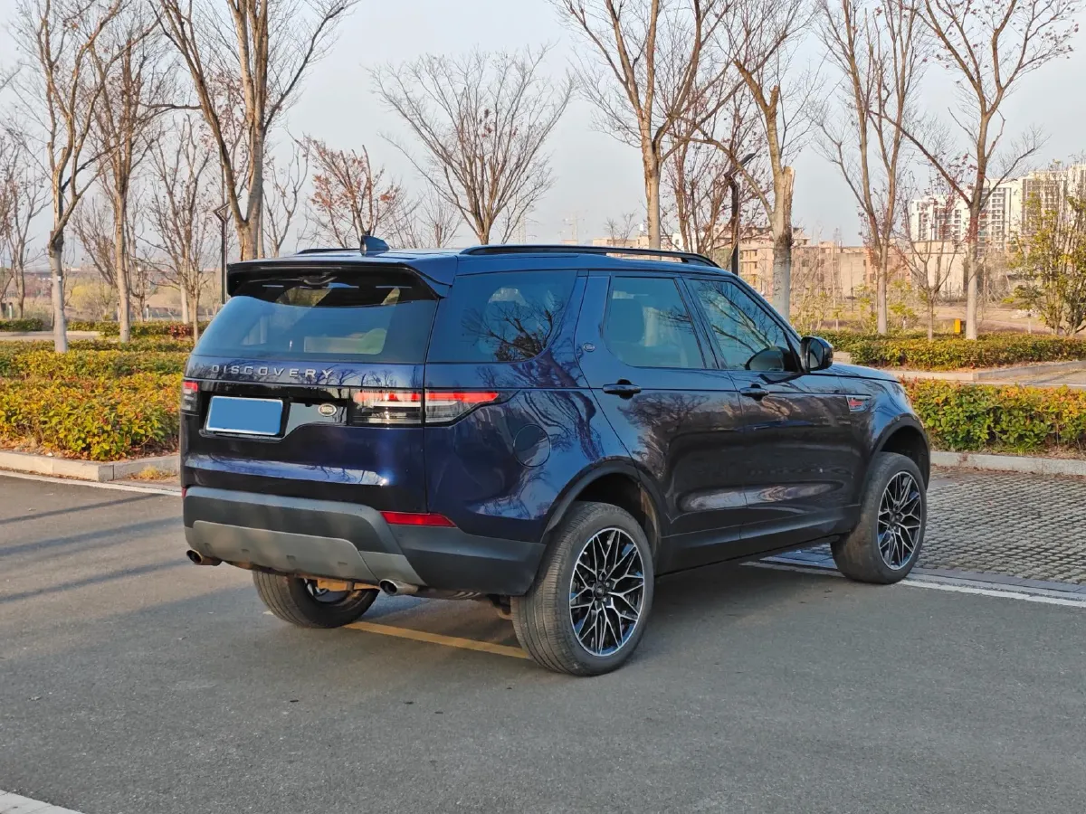 2018 Land Rover Discovery 2.0T 300HP L4 8AT,autocango,china used car exporter,china ev exporter,chinese used car exporter,chinese used ev exporter