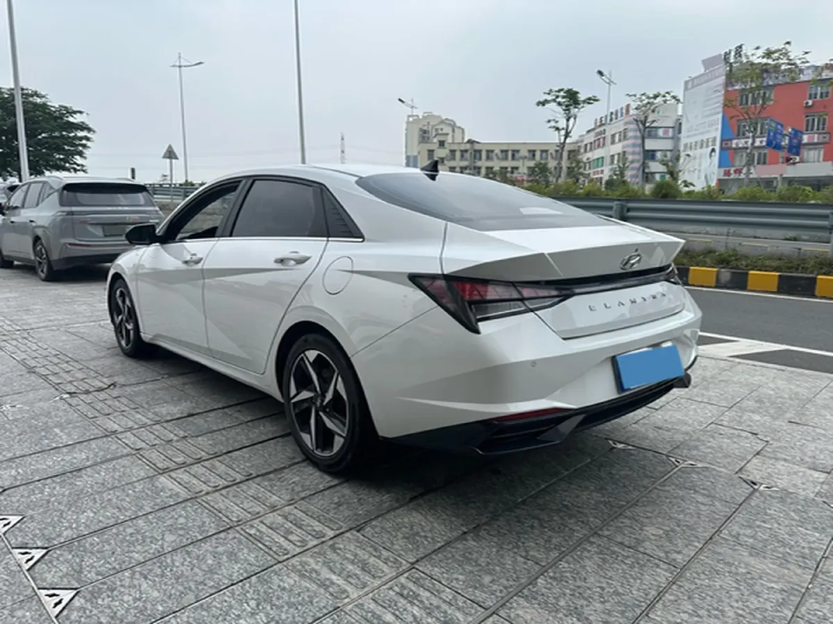 2021 Hyundai Elantra 1.5L 115HP L4 CVT,autocango,china used car exporter,china ev exporter,chinese used car exporter,chinese used ev exporter