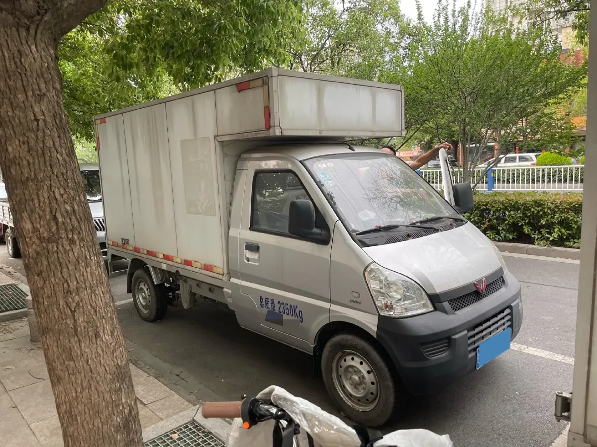 2019 WuLing RongGuang Mini Truck 1.2L 82HP L4 5MT,autocango,china used car exporter,china ev exporter,chinese used car exporter,chinese used ev exporter