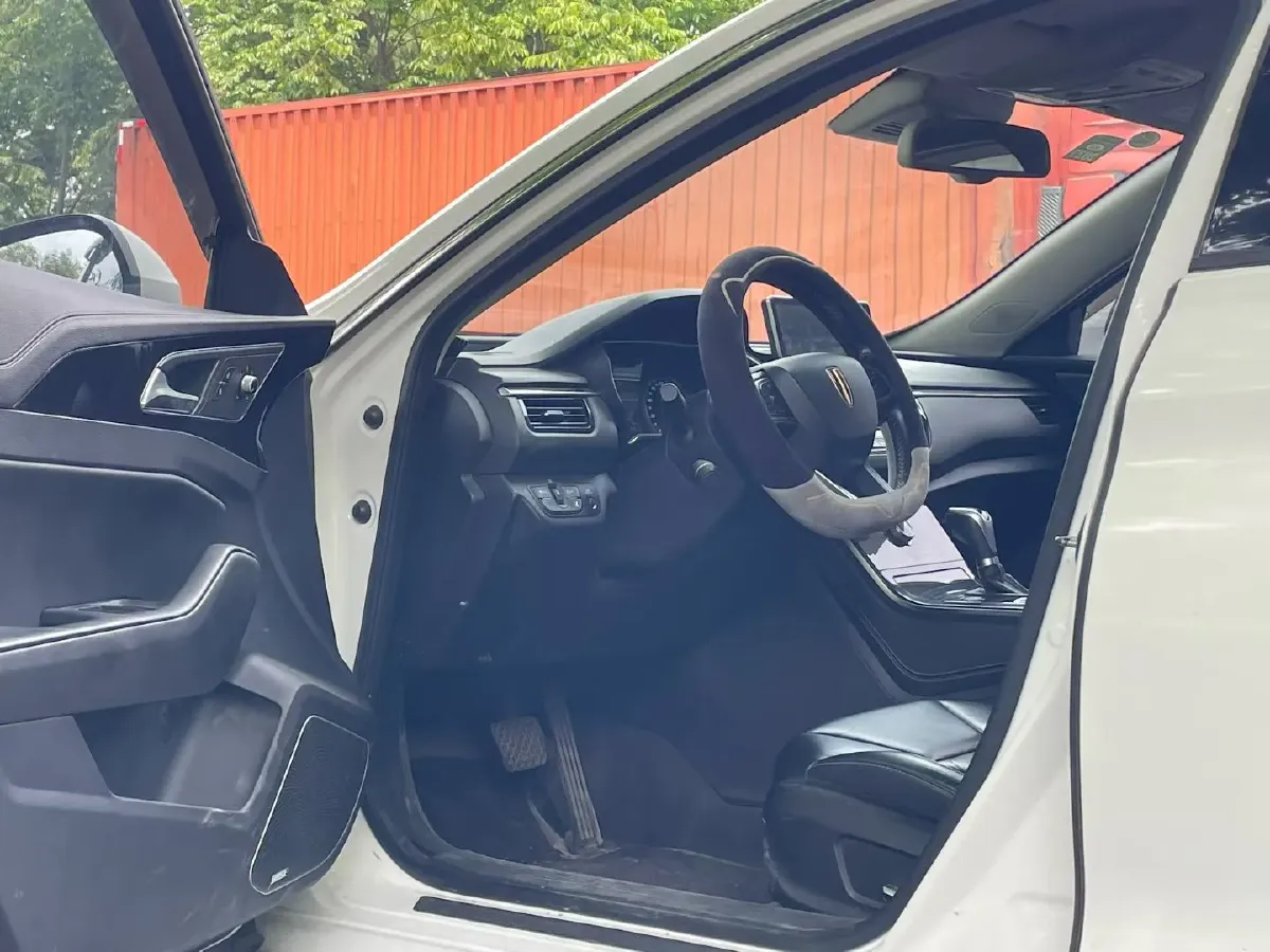 2019 HongQi H5 1.8T 180HP L4 6AT,autocango,china used car exporter,china ev exporter,chinese used car exporter,chinese used ev exporter