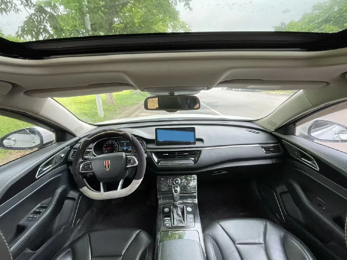 2019 HongQi H5 1.8T 180HP L4 6AT,autocango,china used car exporter,china ev exporter,chinese used car exporter,chinese used ev exporter