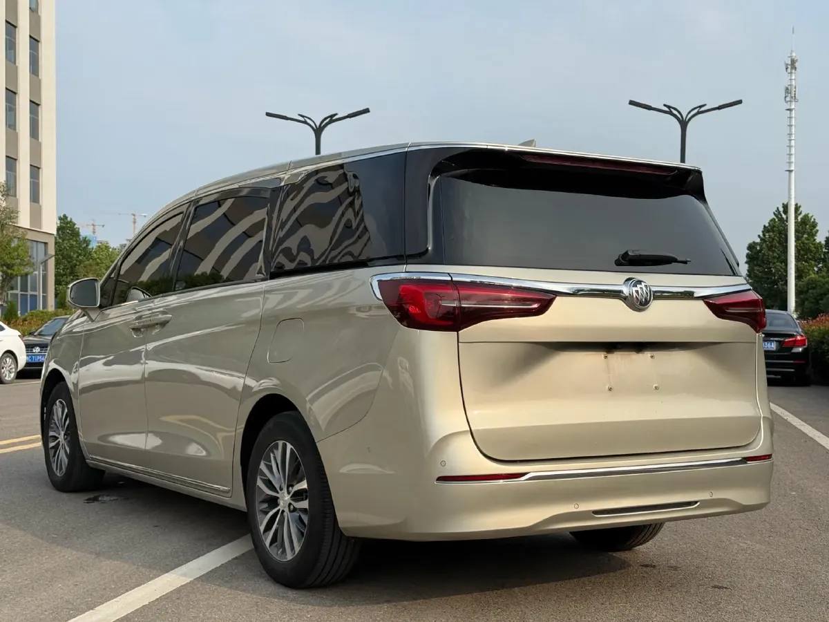 2023 Buick GL8 2.0T 237HP L4 9AT,autocango,china used car exporter,china ev exporter,chinese used car exporter,chinese used ev exporter