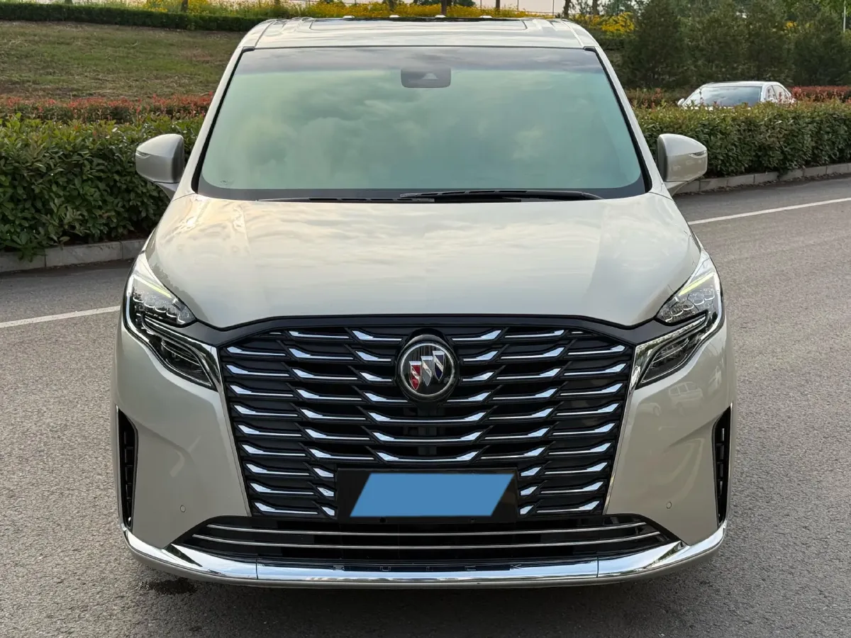 2023 Buick GL8 2.0T 237HP L4 9AT,autocango,china used car exporter,china ev exporter,chinese used car exporter,chinese used ev exporter