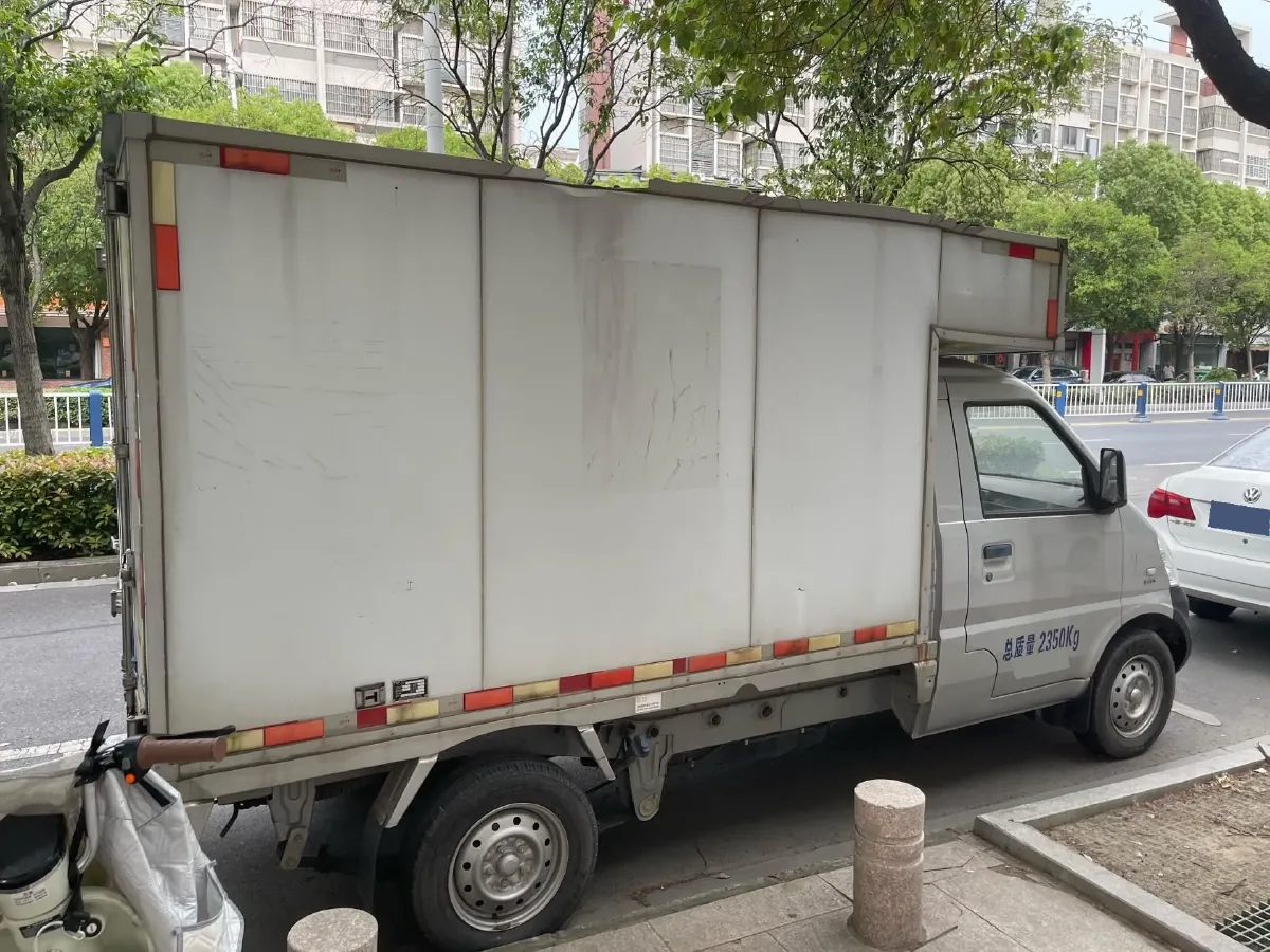 2019 WuLing RongGuang Mini Truck 1.2L 82HP L4 5MT,autocango,china used car exporter,china ev exporter,chinese used car exporter,chinese used ev exporter