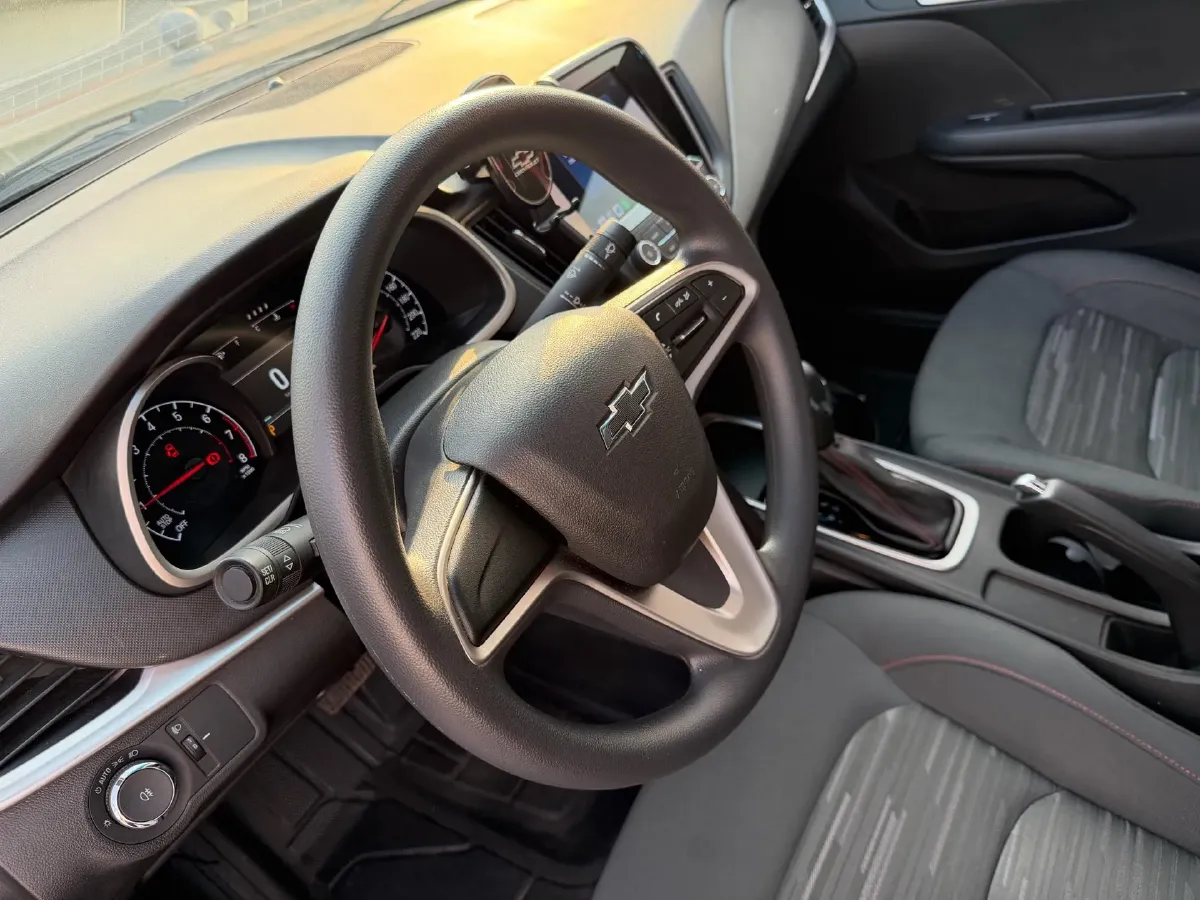 2019 Chevrolet Monza 1.0T 125HP L3 6DCT,autocango,china used car exporter,china ev exporter,chinese used car exporter,chinese used ev exporter