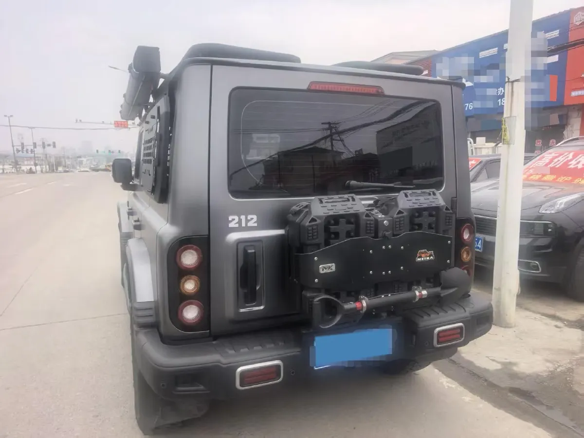 2025 212 212 T01 2.0T 252HP L4 8AT,autocango,china used car exporter,china ev exporter,chinese used car exporter,chinese used ev exporter