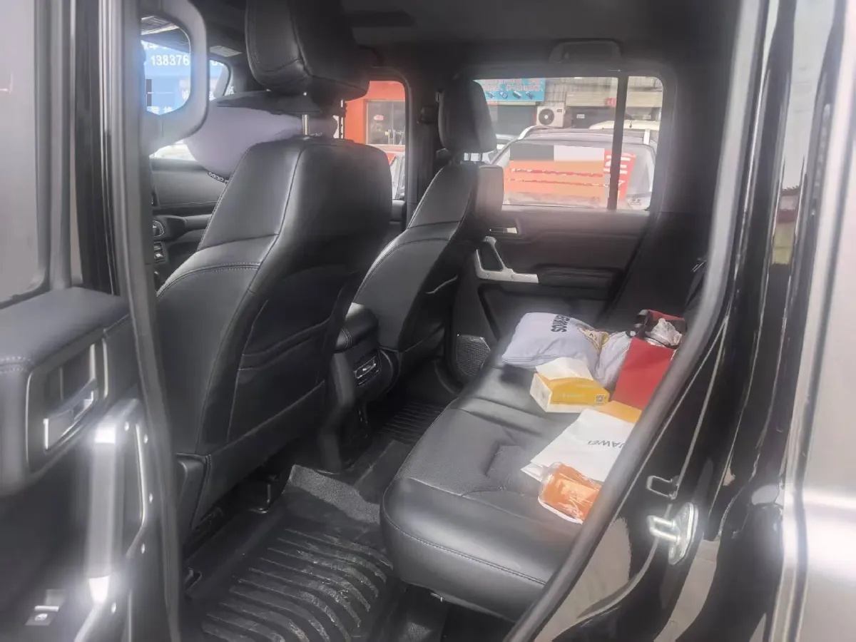 2025 212 212 T01 2.0T 252HP L4 8AT,autocango,china used car exporter,china ev exporter,chinese used car exporter,chinese used ev exporter