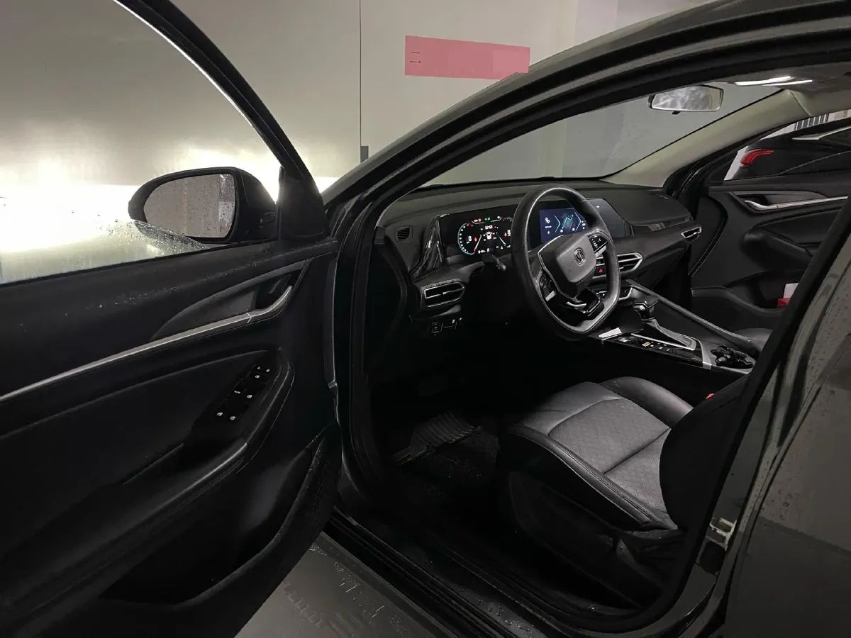 2022 MG 5 1.5L 120HP L4 CVT,autocango,china used car exporter,china ev exporter,chinese used car exporter,chinese used ev exporter