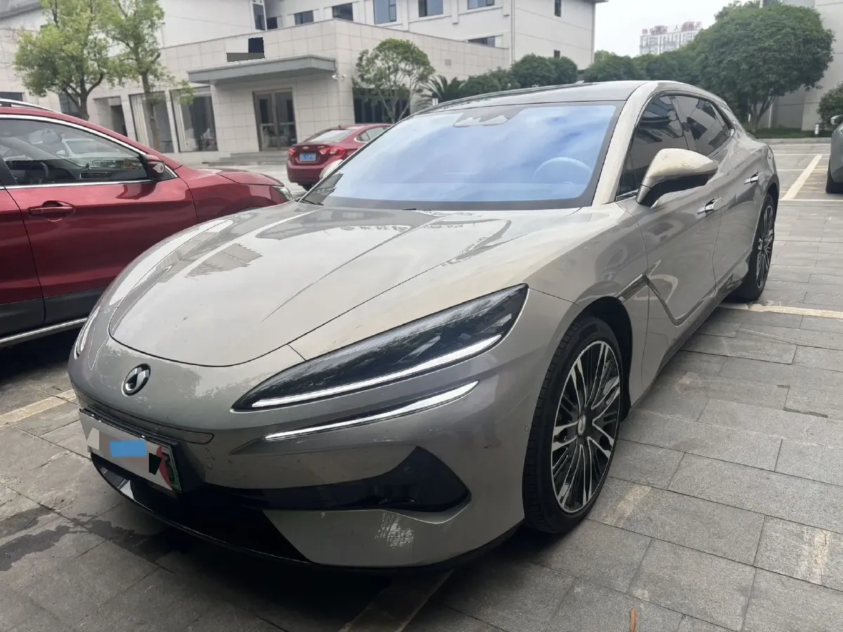 2024 Denza DenzaZ9GT 2.0T 207HP L4 E-CVT PHEV 38.5KWH,autocango,china used car exporter,china ev exporter,chinese used car exporter,chinese used ev exporter