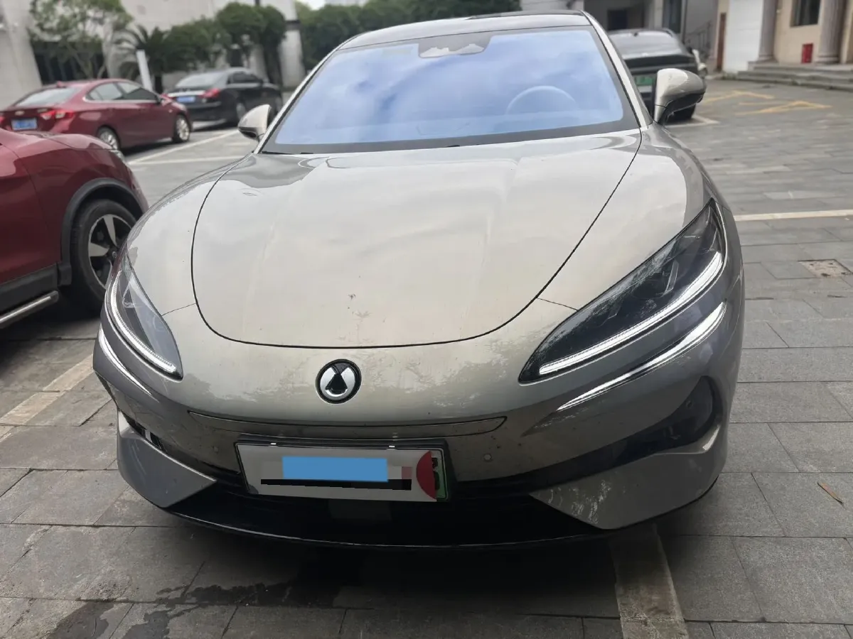 2024 Denza DenzaZ9GT 2.0T 207HP L4 E-CVT PHEV 38.5KWH,autocango,china used car exporter,china ev exporter,chinese used car exporter,chinese used ev exporter